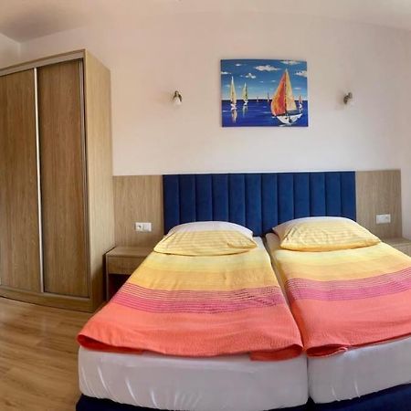 Jantar Hotel Ostrowo  Luaran gambar